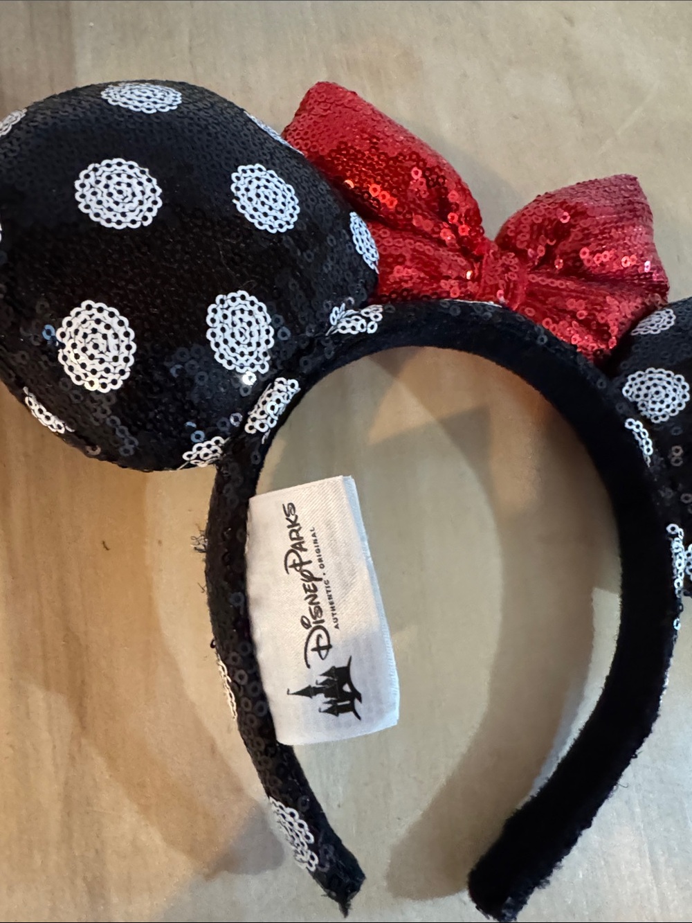 Disney Minnie Mouse Sequin Ears - Picture 2 of 2